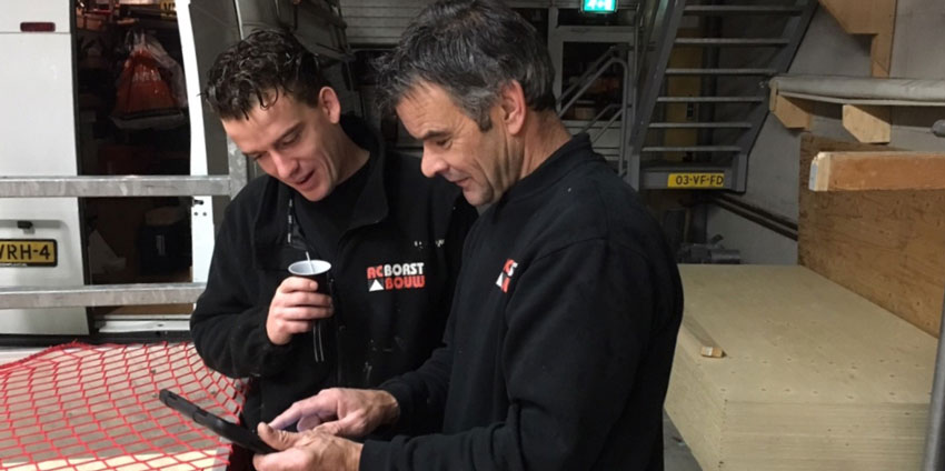 Papier exit bij servicemedewerkers AC Borst Bouw | kraan Papier exit bij servicemedewerkers AC Borst Bouw | kraan